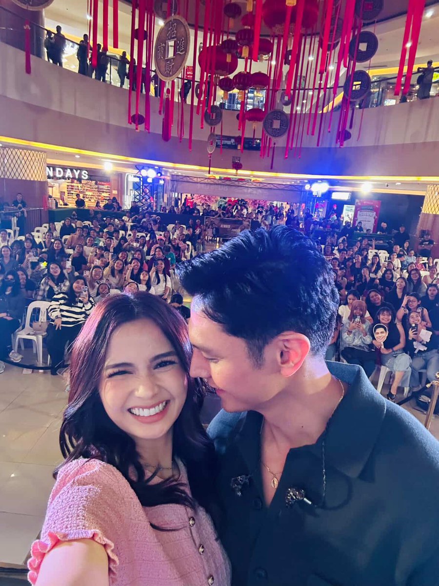 ultrealrhen's tweet photo. MY PARENTS ACKKK 😩💗

#RhenSeph #MHIAMB https://t.co/B3mDggPcvc