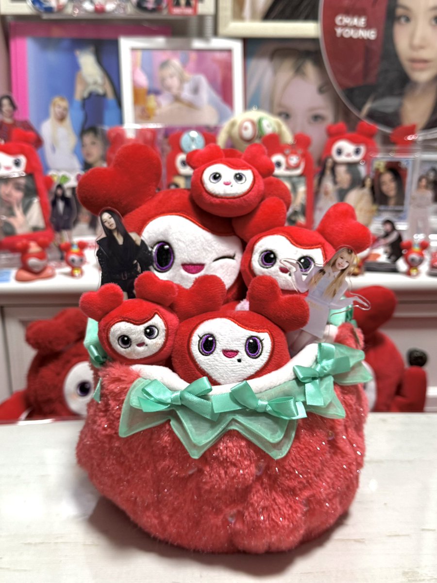 チェヨンちゃんつめつめした🍓🍓🍓🍓🍓かわいい！！！！！！天才