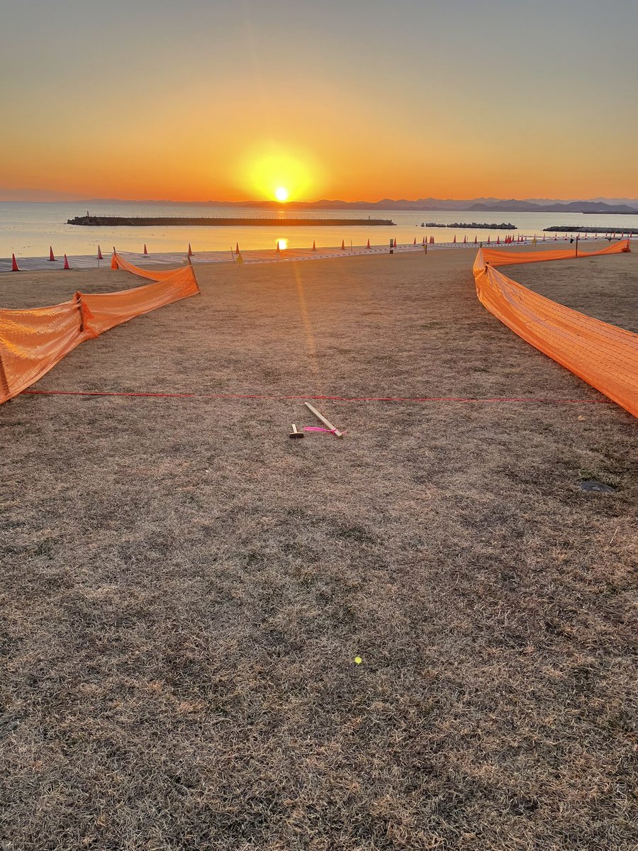 明日は明日の風が吹く

復活のロング砂浜ですが、重い！

ランニングも重い。

太平洋いやさ、土佐湾をご堪能ください。

明日はいよいよレースDayです。よろシクロ！