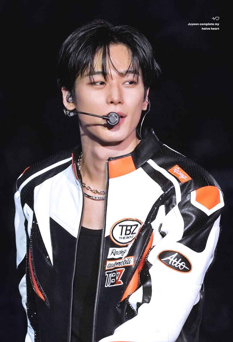 나 갠적으로 이 사진을 좋아함,, 이유는 모르겠어 걍 좋아