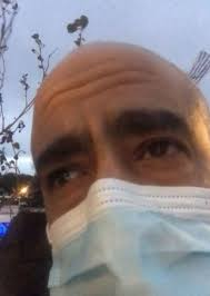 ChLECHEVALIER's tweet photo. DÉCAPITATION de Samuel_PATY

La presse est bien discrète sur le procès en appel des acteurs de la mort de Samuel_PATY...

    - Quels FAITS ?
    - Quelles QUESTIONS ?

I/ RAPPELS

Samuel_PATY donne un cours à des élèves de quatrième sur la liberté d'expression.
Il montre des caricatures de Mahomet, en prenant des précautions vis à vis d'un #Certain_Public...

1/ La fille de Brahim CHNINA, perturbatrice patentée, souvent exclue, N'EST PAS PRÉSENTE au cours !

Pourtant, elle dénonce PATY à son père, pour avoir présenté des photos d'un "homme nu" comme étant le "Prophète".

2/ Brahim CHNINA

Le père de l'élève (absente...) lance une incroyable campagne sur Facebook (dans ce sens là, il n'y a pas censure...).

  - Il diffuse des vidéos de haine et de menaces, notamment relayées par la page Facebook de la mosquée de Pantin.
  - Il porte plainte pour diffusion d'images pornographiques...

3/ Abdelhakim SEFRIOUI, marocain (...), imam islamiste intégriste porte l'affaire à incandescence.

Il se fait recevoir, sans problème, par la Principale et "EXIGE" le licenciement de PATY, en mobilisant beaucoup d'autres parents QueV0usS@vez...

4/ Abdoullakh Anzorov, musulman tchétchène, se rend  à Conflans-Sainte-Honorine.

Il se fait indiquer Samuel_PATY par des élèves QueV0usS@vez, qu'il rétribue.

Il le rattrape dans la rue et :
     * le poignarde à 17 reprises
     * occasionne des plaies de 18 cm de profondeur
     * il ÉVISCÈRE l'enseignant
     * il le DÉCAPITE

 (Bizarrement, notre "presse" évite ces "détails"...)

NB : tué par la police, il est enterré en Tchétchénie, couvert d'éloges par les autorités musulmanes...

II/ QUESTIONS

  - Qu'ont fait le Rectorat, l'Inspection, la Principale ?
                      Ont-il protégé PATY ?

  - Que sont devenus les "collègues" de PATY qui le condamnaient, notamment dans SON collège ?
    (Promotions ? Palmes académiques ??...)

  - Quelles sont les réactions des "syndicats enseignants" face aux actuelles accusations immondes d'un avocat ??

PS : #Samuel_PATY est la deuxième personne décapitée, en France, au nom d'Allah, après Hervé_CORNARA, supplicié en 2015 en Isère, à Saint-Quentin-Fallavier.

Quelles sont les excuses et regrets présentés par la @mosqueedeparis  et son Recteur, le donneur de leçons Chems-Eddine Hafiz ???...

PS 2 : quelle autre religion décapite ceux qui ne lui sont pas "fidèles" ??