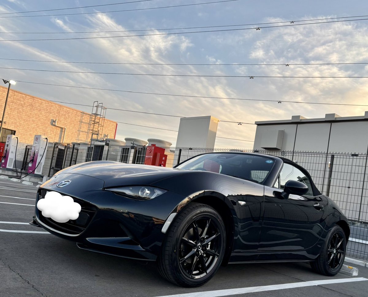 millysound's tweet photo. ロードスターND納車♪

#ロードスター
#roadster
#納車
#MAZDA https://t.co/8lfl6mCk5P