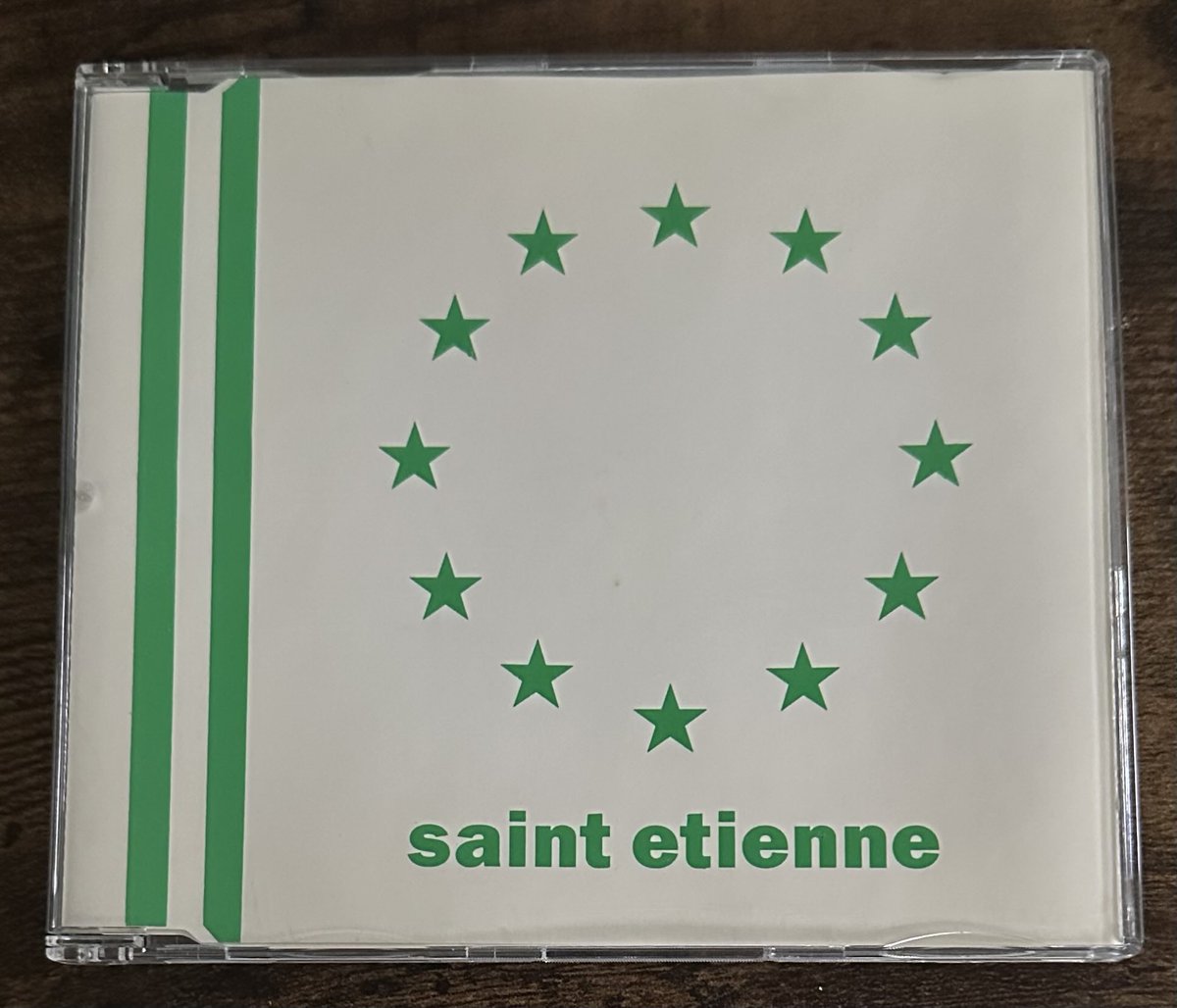 Poplifer73's tweet photo. Saturday CD Singles Haul.
CD singles from Queen ‘Bohemian Rhapsody’ (1991) and Saint Etienne ‘Kiss And Make Up’ (1990)..
#CDSingles #CDs #MusicCollection #CDFinds https://t.co/WizOjZN9zT