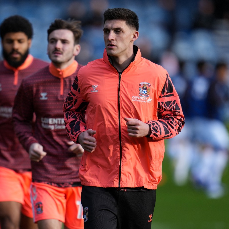CoventryCityFC's tweet photo. All set. 📈

Kick-off is next. 🔜