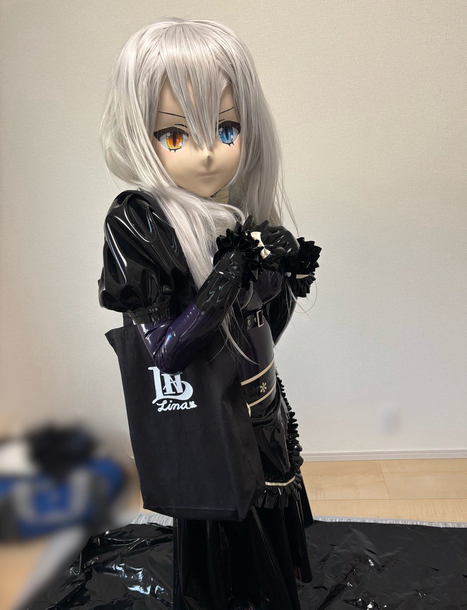 実は頂いたものを撮影しようと思ってたんですが協力してもらいました！エルベースの皆さんと持ってきてくれたユウくんシュウさんに感謝！
撮影協力沙月さん感謝！
いいバックでしょう？