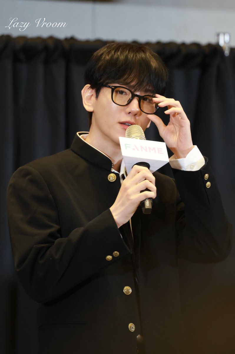 2026.01.31 FANME
Taipei Fan Sign 

是學長 好喜歡 ❤️❤️❤️

#백현 #BAEKHYUN #EssenceofReverie #Elevator