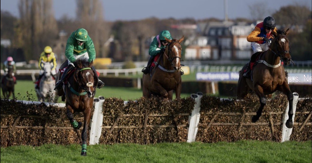 Richardlewisevans tweet media