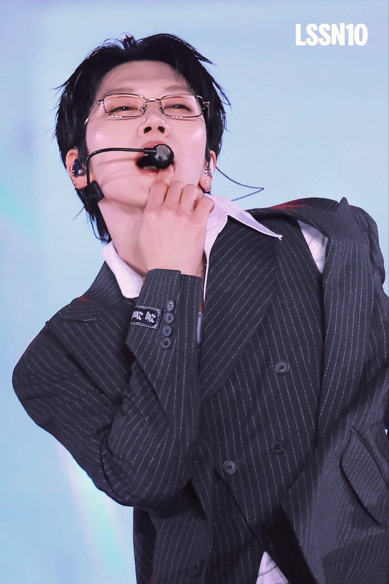 260131 SMT FUK

why u putting your finger in mouth🫦🫦🫦🫦🫦🫦

#TENLEE #tenlee_1001 
#TEN #텐 #เตนล์ #李永钦
 #SMTOWN_LIVE_FUKUOKA