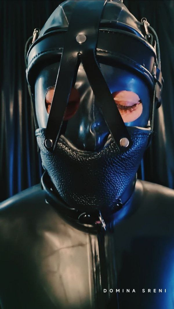 Session time
Pretty in muzzle ⚫

<a href="/mariolatex/">lat</a>