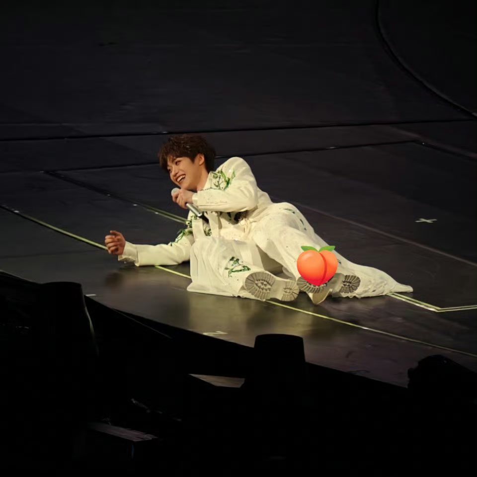 zi7617ji's tweet image. 즈위 뭐해🤣귀여워죽겠네

CHASE ZIYU OCEAN GLOW
#ZiYuTourXiaMenD2 #ZiYu #즈위 #梓渝