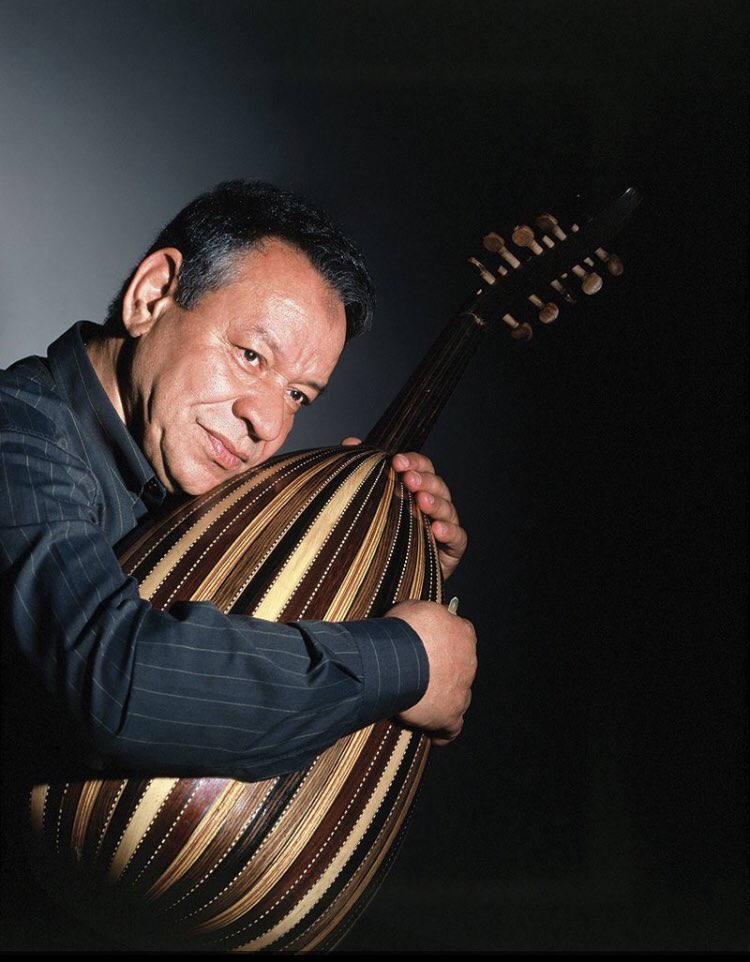 Un grand Monsieur est parti hier. De lui, c’est cette image que je veux retenir. Et forcément une pensée à mon papa. Qu’il repose en paix désormais.