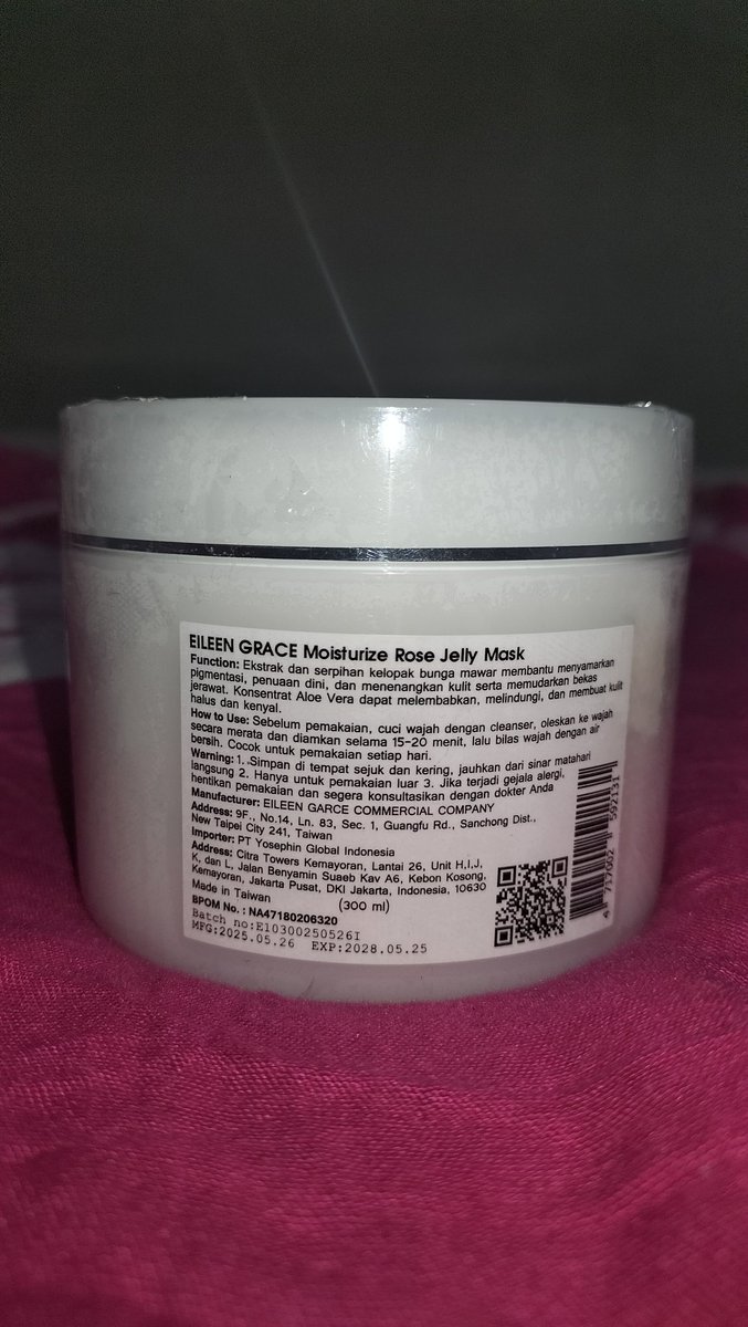 qtugas's tweet photo. Want to Sell] New Rose Jelly Mask Eileen Grace

New masih segel, beli di shopimall, exp masih lama, 280k (nego), dom: jaksel/krw

# wtb wts preloved skincare brightening https://t.co/7BWiSsLqtC