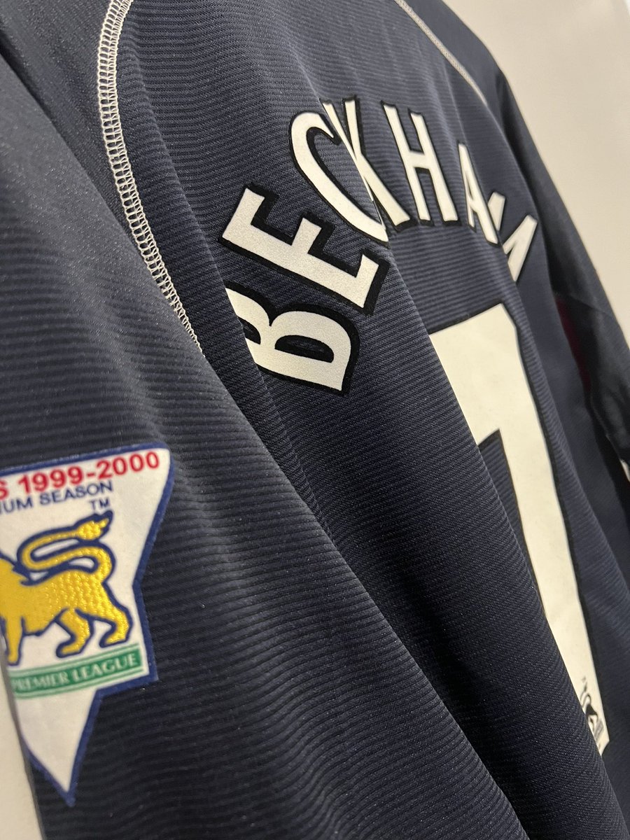 Who had this shirt as a kid? You knew about it when it rained 🌧️