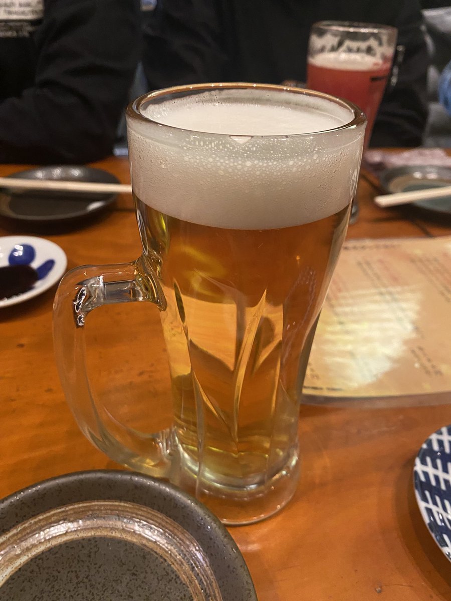 元会社の上司、先輩、同僚と飲み会🍻
何年経っても笑って集まれるって、実はすごく幸せなことだなぁとしみじみ🥹