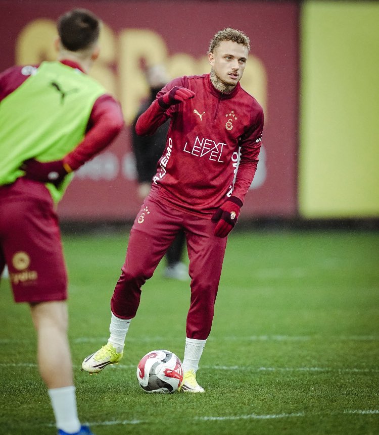 Yakup Çınar: "Kemerburgaz'dan kimle konuşsam, Noa Lang için 'İnanılmaz iyi. Napoli bu oyuncuyu nasıl bıraktı?' diyor. Antrenmanın tozunu attırmış."