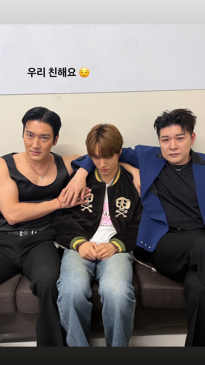 knockknock0408's tweet photo. KAI - yesung1106 ins https://t.co/5qTlc3ILYO