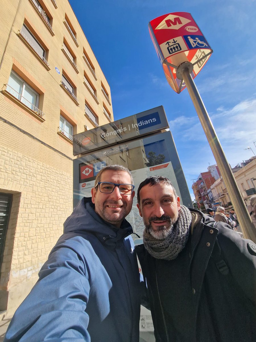 sapoconcho's tweet photo. Petita i, molt simplificada, cronologia d’una lluita veïnal:
✅ 2006 Canvi de nom del barri del Congrés a Congrés Indians
✅ 10/2012 Aprovació #PleSantAndreu canvi nom de la parada de metro a Congrés Indians
✅ 1/2026 Acte simbòlic de canvi del rotul exterior de la parada https://t.co/ZhMJhf7jYg