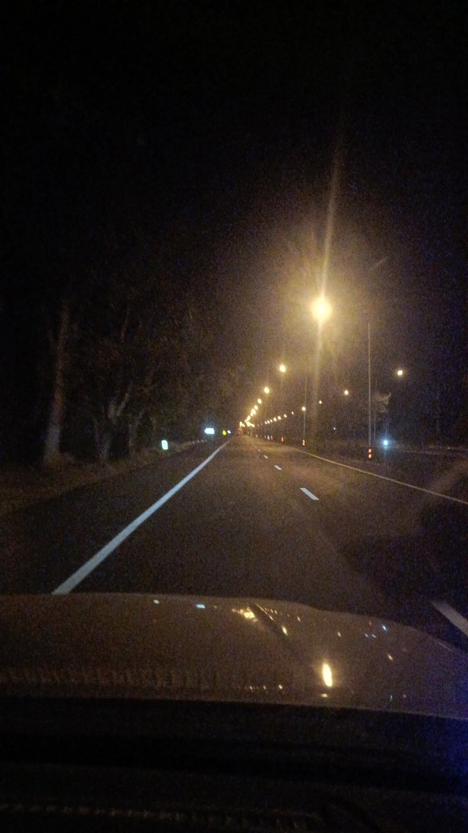 แยกนาขา ไป กะปาง
พอมีอะไรให้ทำตื่นเต้นบางคับ
*เกย์ ไม่ต้องทักมาน่ะคับ
เข้าใจตรงกันนะ