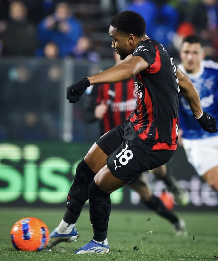 Nkunku, fırsat transferi olarak Galatasaray’a sunuldu. Bu öneri Gardi’ye gitti ama öncelik değil. Soğuk bakıldı. 

Yönetimin ilk hedefi orta saha bölgesi. (Ferhat Kızıltaş)