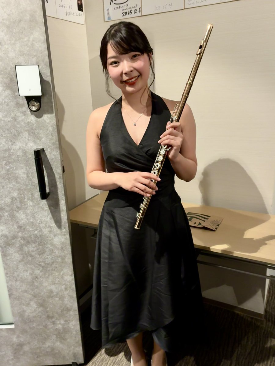 2026/1/29 髙須蘭 w/石井美有（pf）
『髙須蘭・仁宮花歌ジョイントリサイタル』
@ UENO HALL
EC. 夢（ドビュッシー）
Pfの全音音階からのアルペジオにFlの音色が奏でられる夢心地。今日はお二人による2曲ずつのハーフリサイタルでしたが、アンコールピースまでよく練られてました。