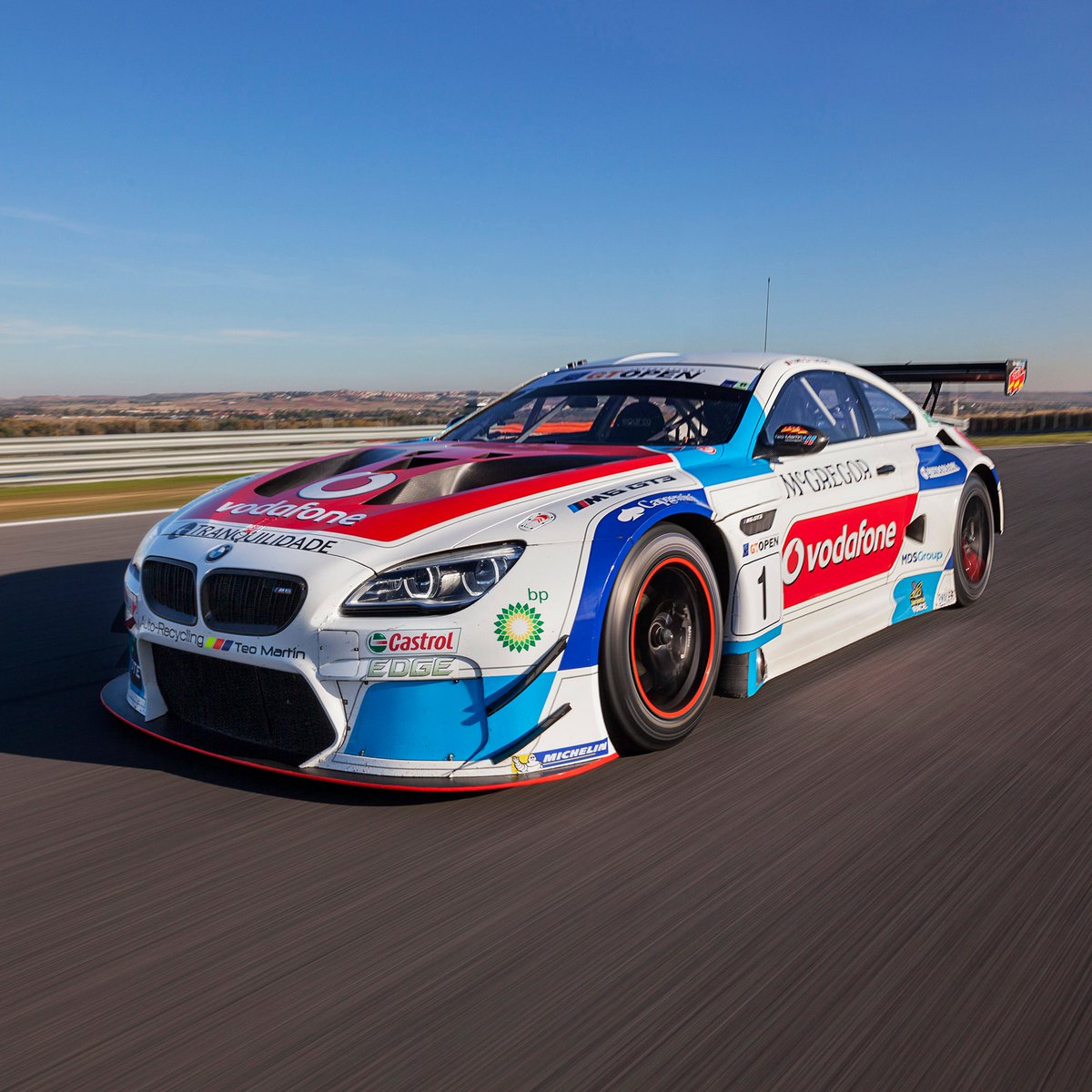 theracingcolors's tweet photo. #40  El “damero” de Teo /Teo's "checkerboard"  En 2015 recibí el encargo de diseñar el logotipo del equipo Teo Martín Motorsport, que regresaba a la competición tras varios años de ausencia…  #motorsport #liverydesign #motorsportliverydesign #graphicdesign @MSIracetech https://t.co/fwKF33VByf