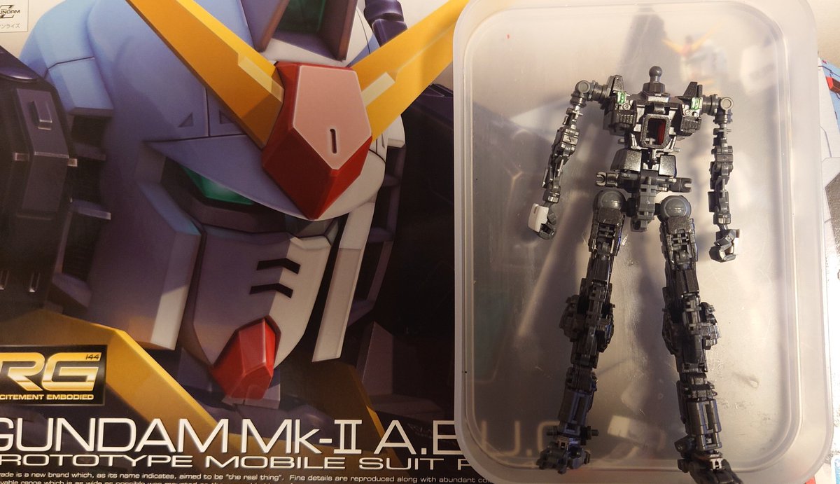 HHoikdue's tweet photo. RG　ガンダムMK-Ⅱエゥーゴ
その2
ムーバブルフレーム完成
晩酌するので今日はここまで🍺
#ガンプラの画像貼るとRTされると聞いて #ガンプラ好きとつながりたい #ガンダムマーク2 https://t.co/iyzO9k5K77