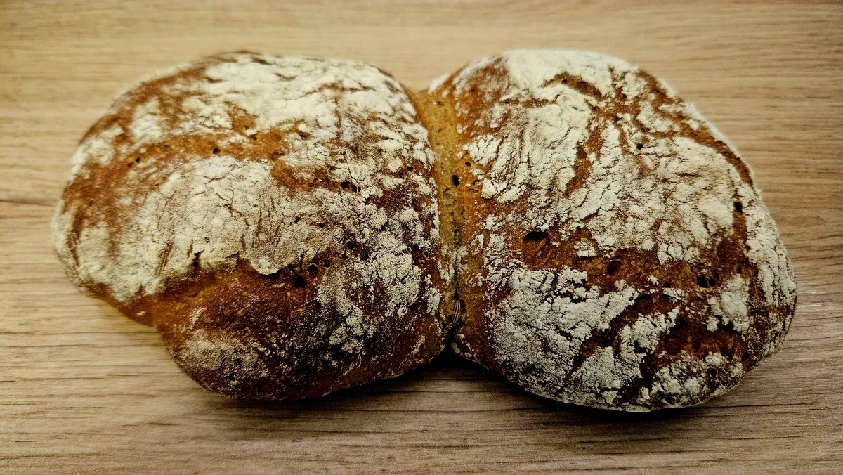 wernepro tweet media