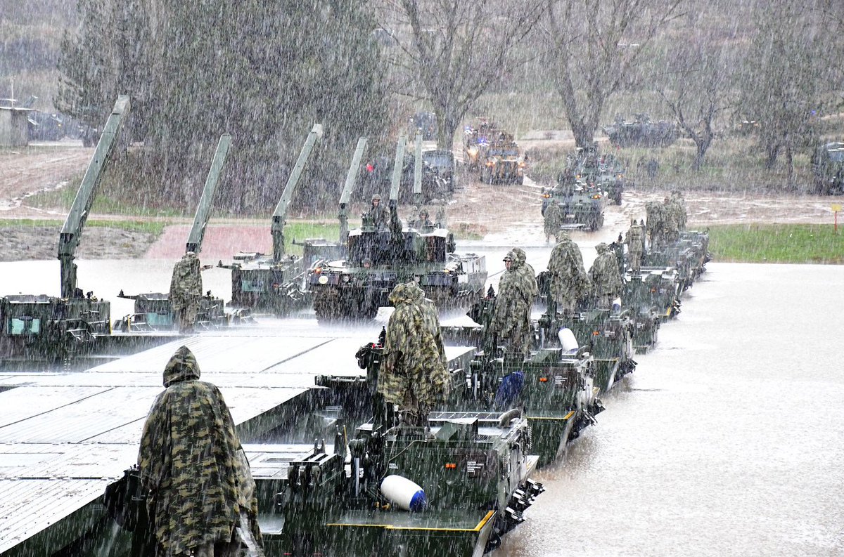 TSK_Bilgi_Notu's tweet photo. 📍Pınarhisar/Kırklareli

66’ncı Mekanize Piyade Tugay Komutanlığımızca, Orgeneral Muhittin Önür Göleti’nde “Durgun Sulardan Geçiş Eğitimi” icra edildi.

#MillîSavunmaBakanlığı https://t.co/nhZS45JGDG