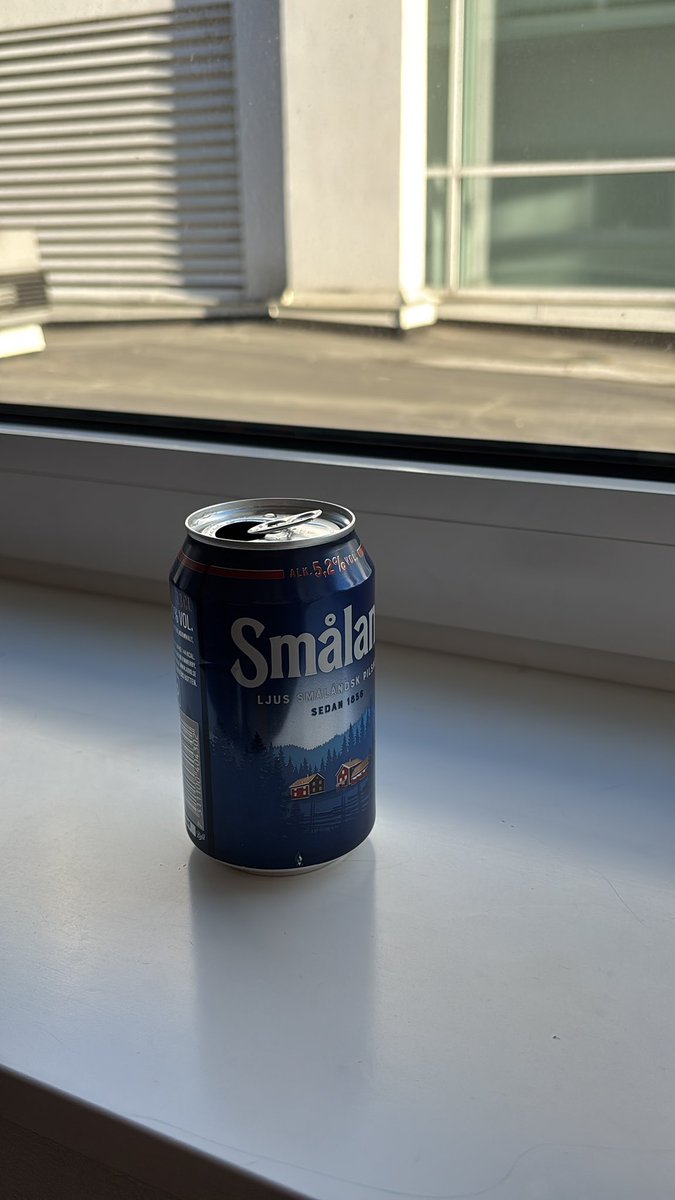 Då börjar vi ladda upp för hyllning och match!
