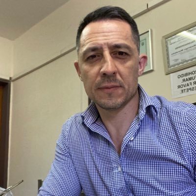 Este es Rodrigo Morabito, juez de menores de Catamarca. Está en contra de la baja de la edad de imputabilidad. Todos estos kirchneristas son los que hacen que haya tanta impunidad en nuestro país.