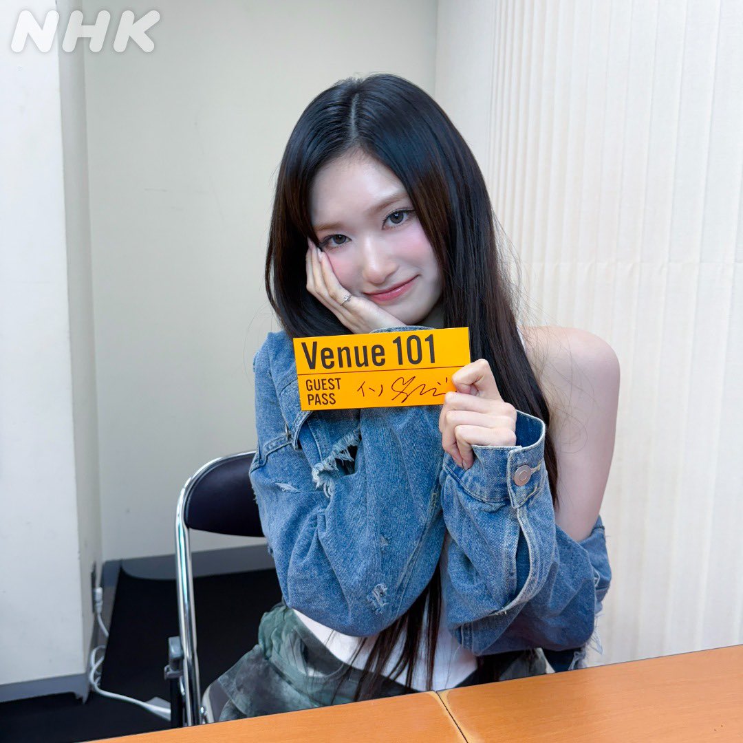 Chee_seo's tweet photo. Venue101 인스타 #이서 https://t.co/o7oD9YU3Lo