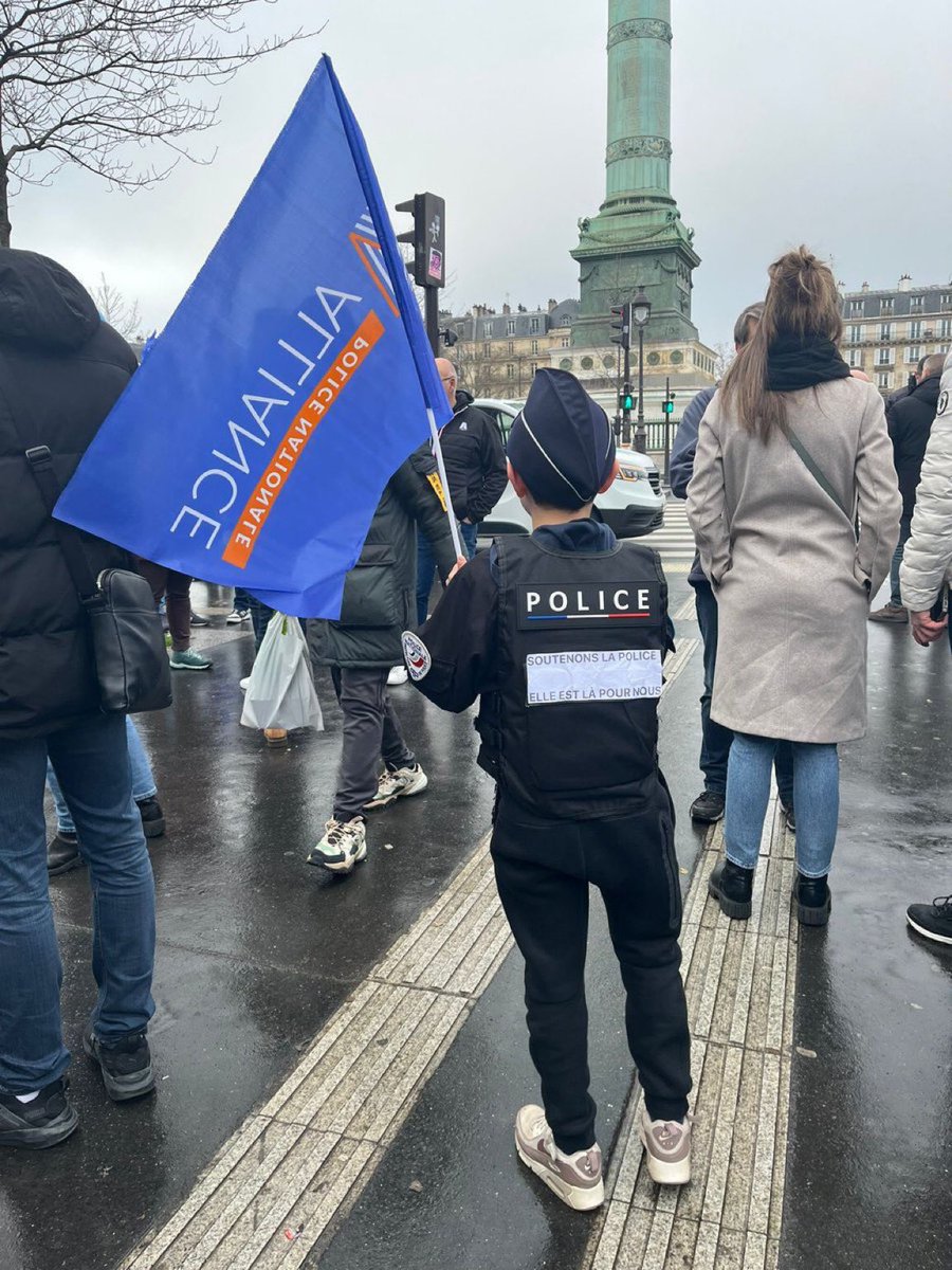 Bruno Retailleau tweet media