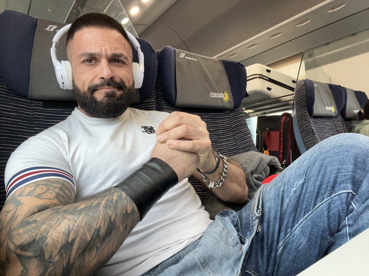 Mirko Maccio (@maccionimirko) on Twitter photo 