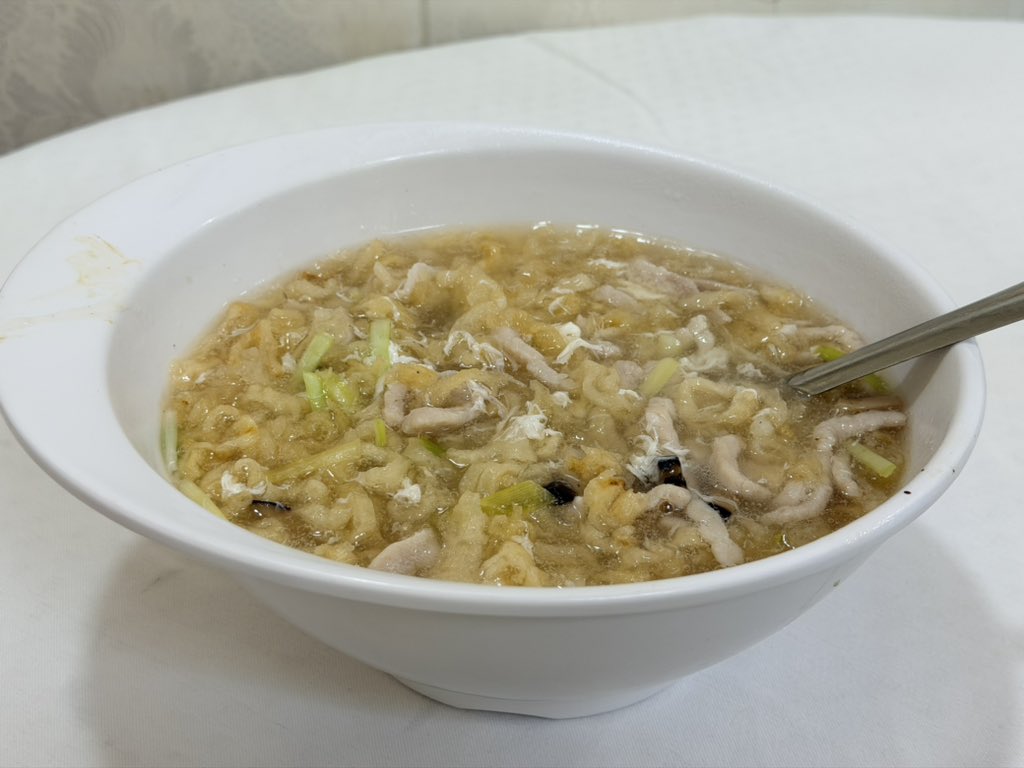 Pak_GZ's tweet image. 这个鱼肠苦瓜煲，本来以为是青铜，结果是王者🥹