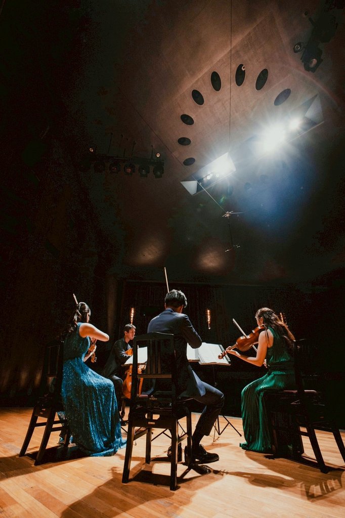 eurekaquartet's tweet photo. ベートーヴェンツィクルス vol.7
終演致しました🎻✨
ご来場くださった皆様からの暖かい拍手や笑顔に、心より感謝するとともに難曲に向き合った時間も報わ���る思いでした…🌸
本当に有難うございました🥹

次回、最終回は
9月22日(火祝)14時 
東京オペラシティリサイタルホール
にて、開催いたします❤️‍🔥 https://t.co/X5RDJyST3P
