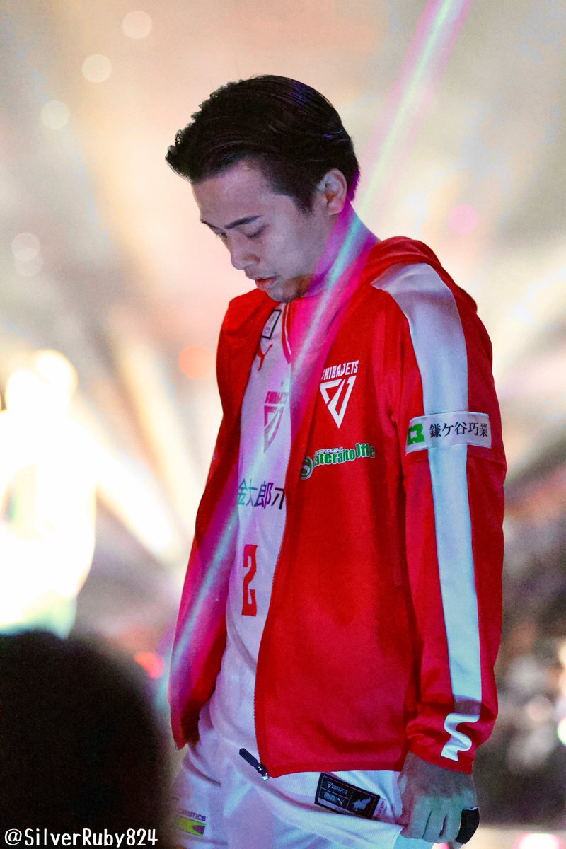 この感じがかっこいいんだよなぁ……