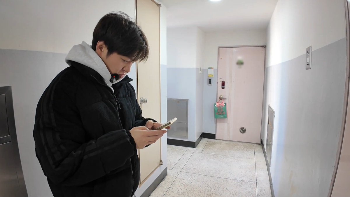 죽 걸어놓고 가는 남친미 있으시다