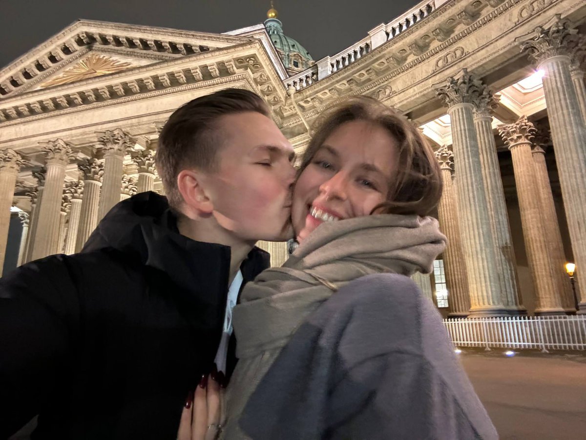 Mikhail and Daria Kolyada are parents now! A baby was born recently! Congratulations!!! 💐

Cr: Channel 1 (Misha confirmed)