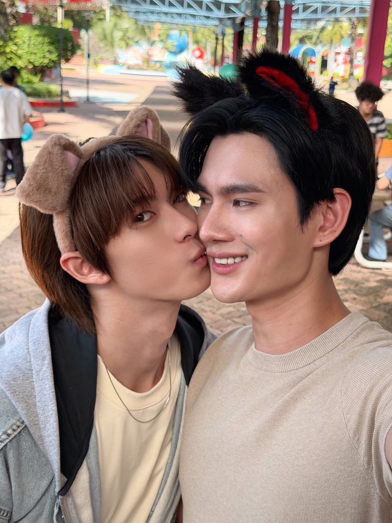 ppoohkt's tweet image. กี่วันกี่คืนนะสารวัตร @pavelphoom 
#สิงสาลาตาย