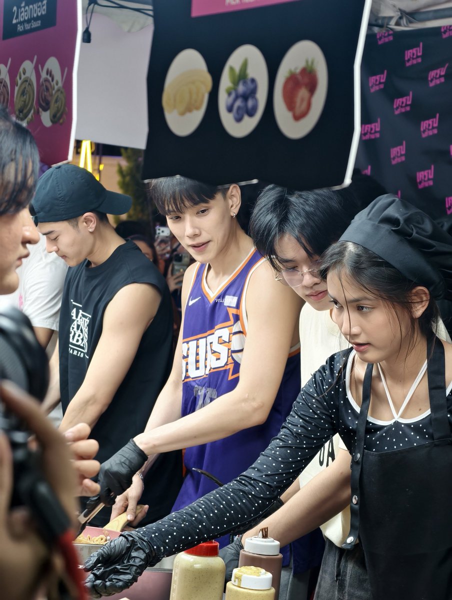 หน่องพด tweet media