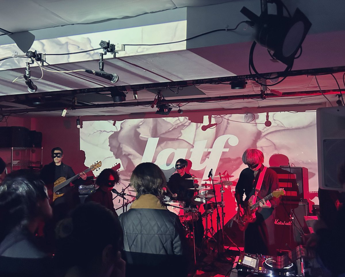 12年ぶりのSALON DYSTOPIA、行けて良かった〜！！
当たり前にルシッドも格好良かった
mod最高の場所でしたまた行きたい
 #SALONDYSTOPIA