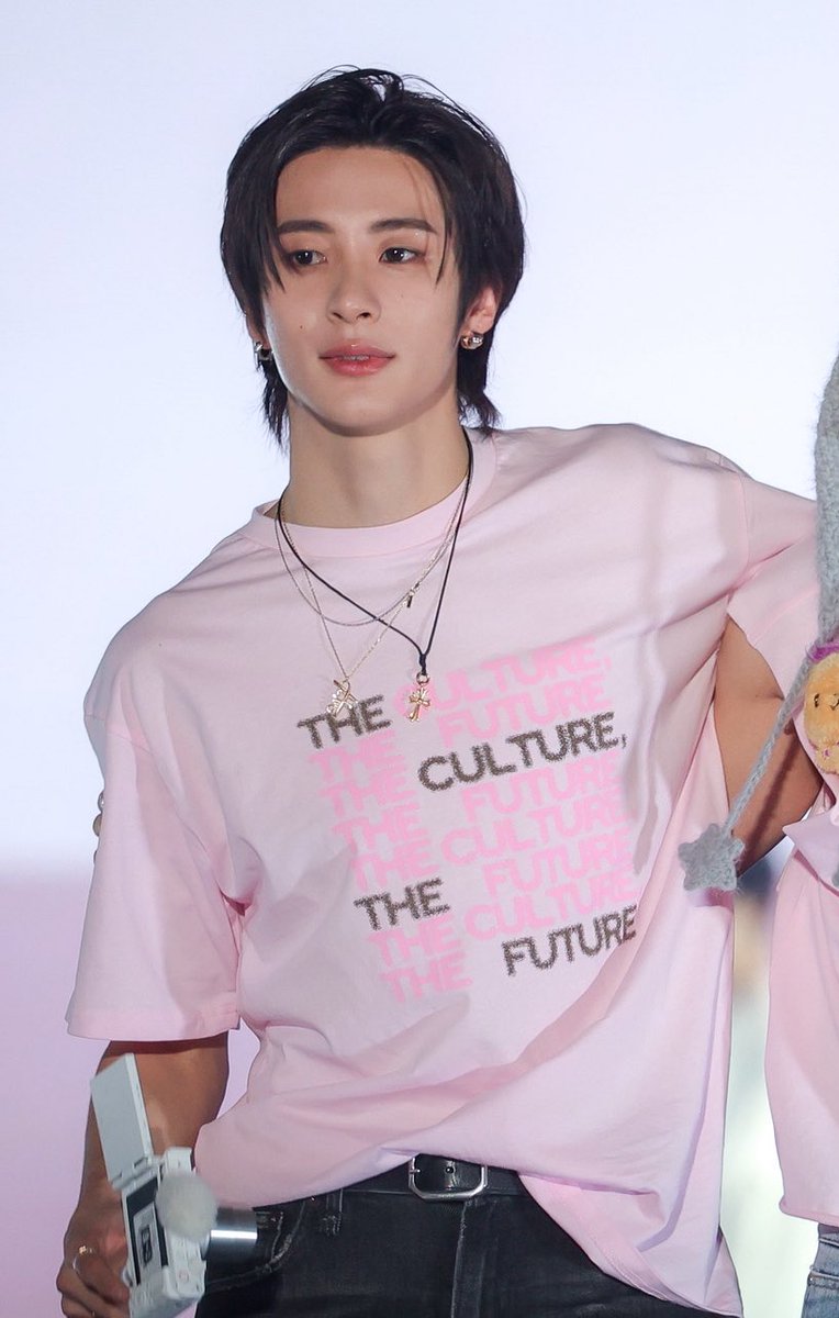 ดูเบ้ามันดิ โหดชิบหาย ทำงี้แล้วเด็กผู้หญิงมันจะอยู่กันยังไงอะ