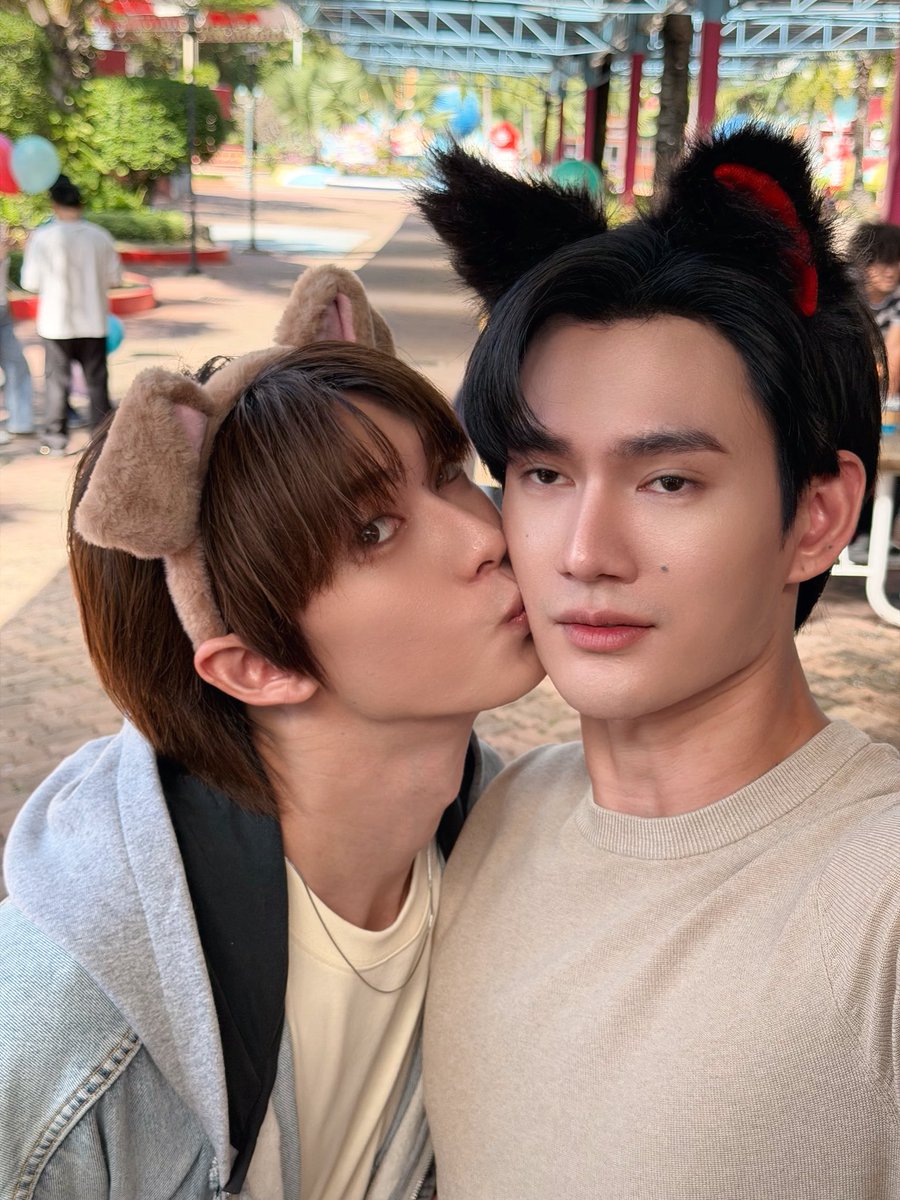 pavelphoom's tweet image. พวกเทอสิงหาช็อคป่ะ 555 @ppoohkt #สิงสาลาตาย