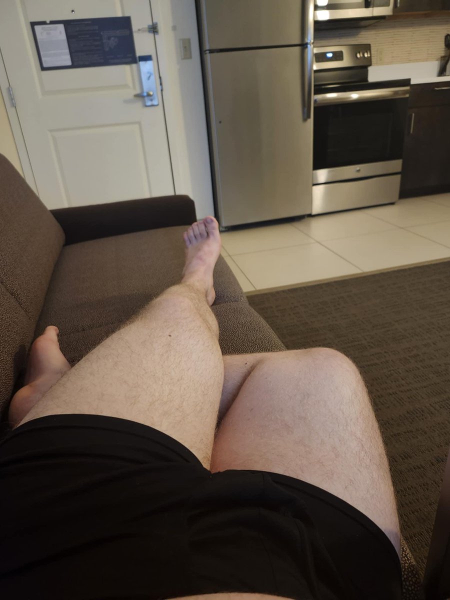 Resting at a hotel funded by you 🤣🤣

Findom Cashmaster cuck fag