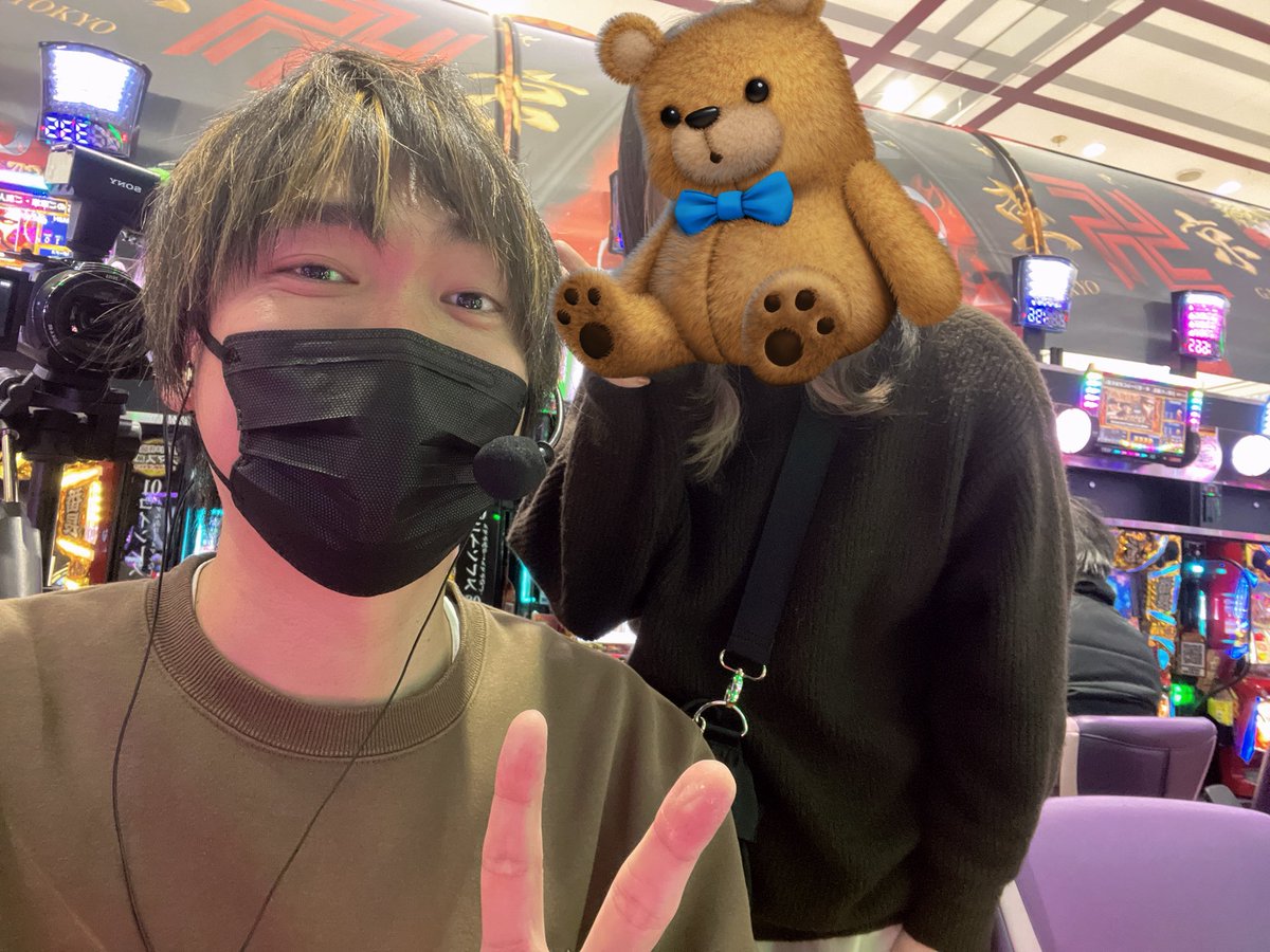 約1週間ぶりの推し活🫶
相変わらずで安心\( ˆoˆ )/w

本日の見どころはAT中リプレイ後のリールロック！
誰もが(？)フリーズだと思ったのに！！
ただのチャンス目、倍倍なし…許さない。

音沙汰なく1ヶ月来なくなった時は
ちゃーんと心配してね😉？

明日の打ち合わせをしに()どりゅ活へ🐉