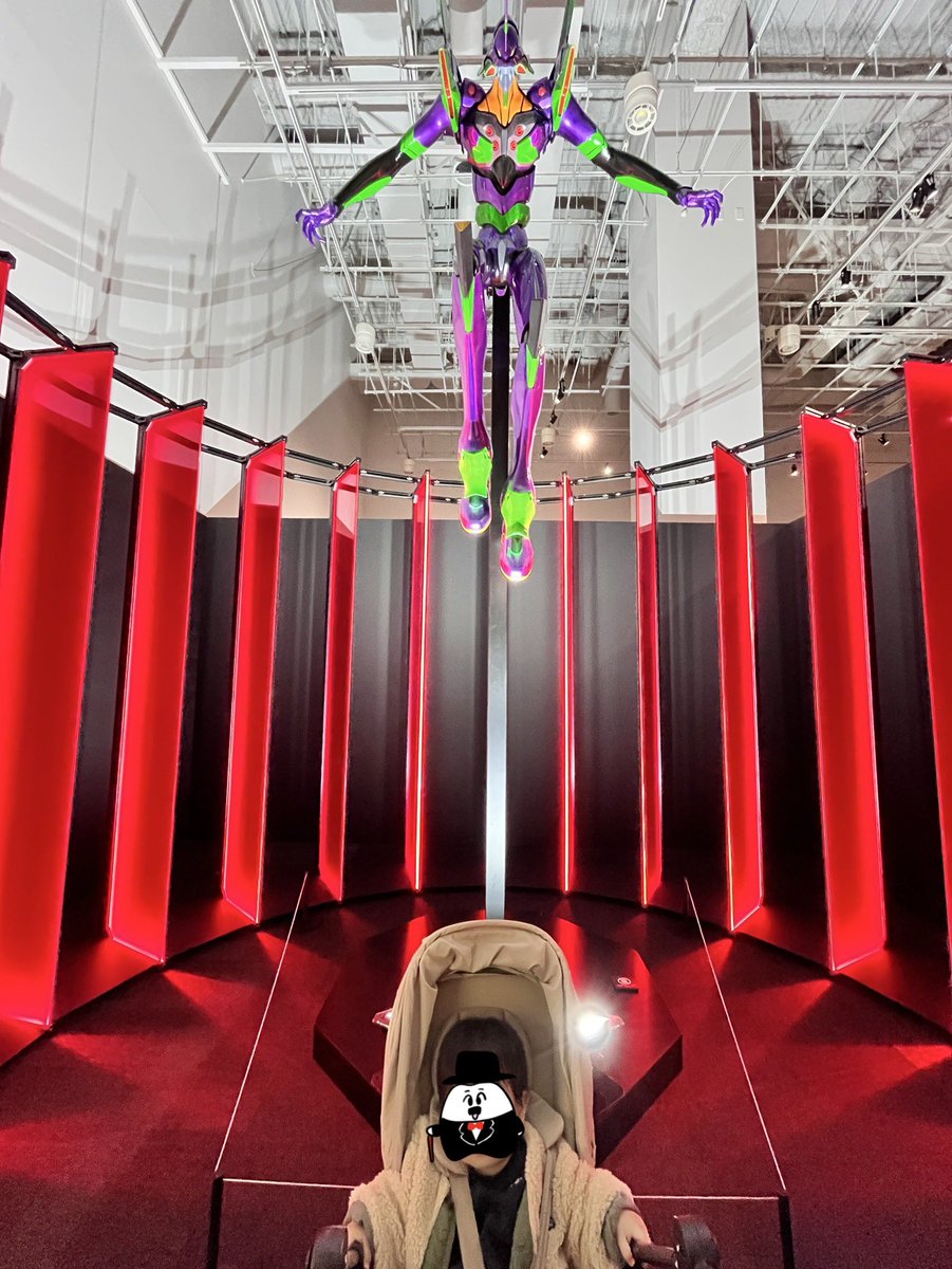 iwamon79's tweet image. エヴァ30周年記念展に付き合ってもらってお礼に絵本を買いおでかけ終了！
離乳食、風呂、寝かしつけも完了！
おつかれした！

#育児
#エヴァは義務教育