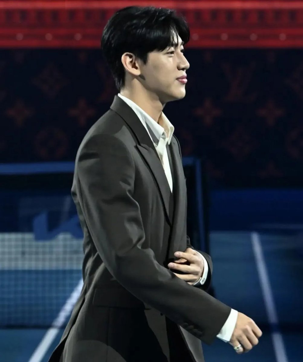 🥰 จังหวะเดินออกมาคือไม่ใช่แค่หล่อ 
แต่สมาร์ท ดูดี ภูมิฐาน และเท่สุดๆไปเลย 😎
น่าประทับใจมากๆ คนไทยไม่แพ้ชาติใดในโลกจริงๆ
น้องแบมแทบัค 👍   🇹🇭

✨💙🪽
มาส่งพลังความภาคภูมิใจถึงน้องแบมแบมกันค่ะ 
<a href="/BamBam1A/">BamBam</a> 💫 #BamBam
<a href="/BAMBAMxBAMMIE/">뱀뱀 BamBam</a>  ❤️