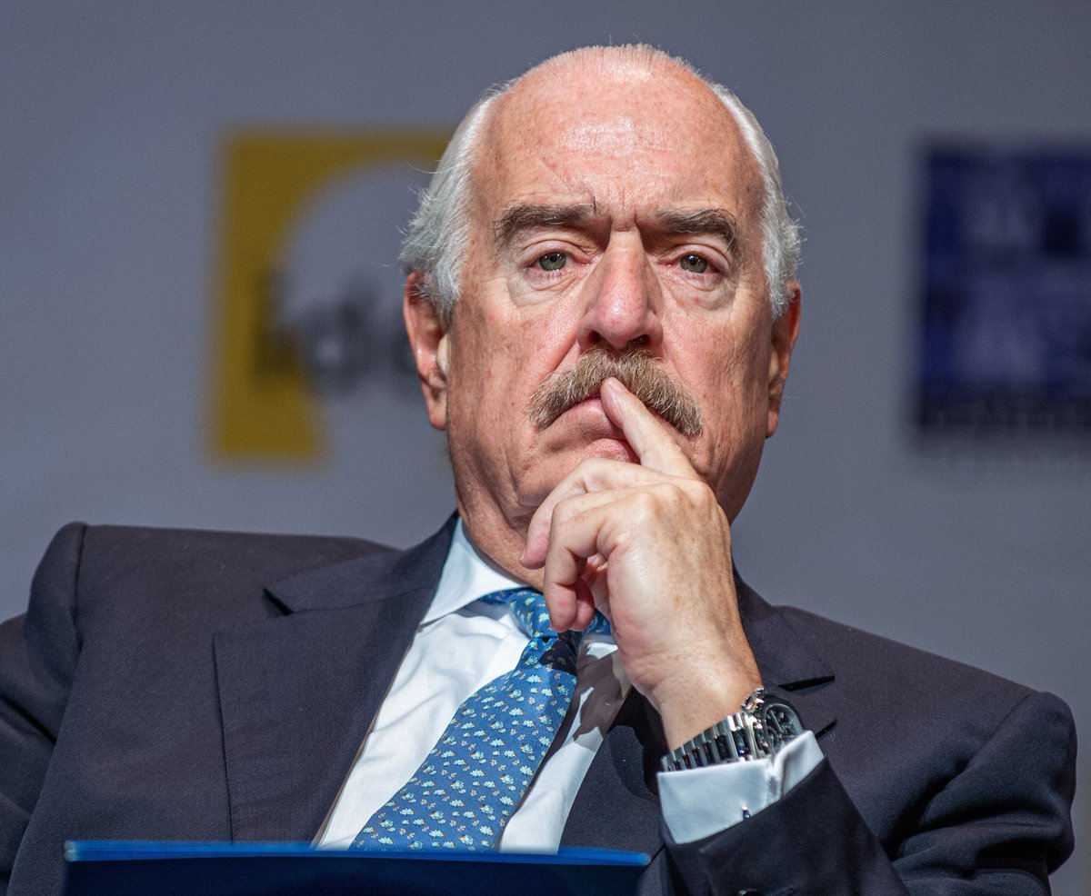 taltalivan's tweet image. Cuando no estás en la Lista Clinton // pero sí en la de Jeffrey Epstein.