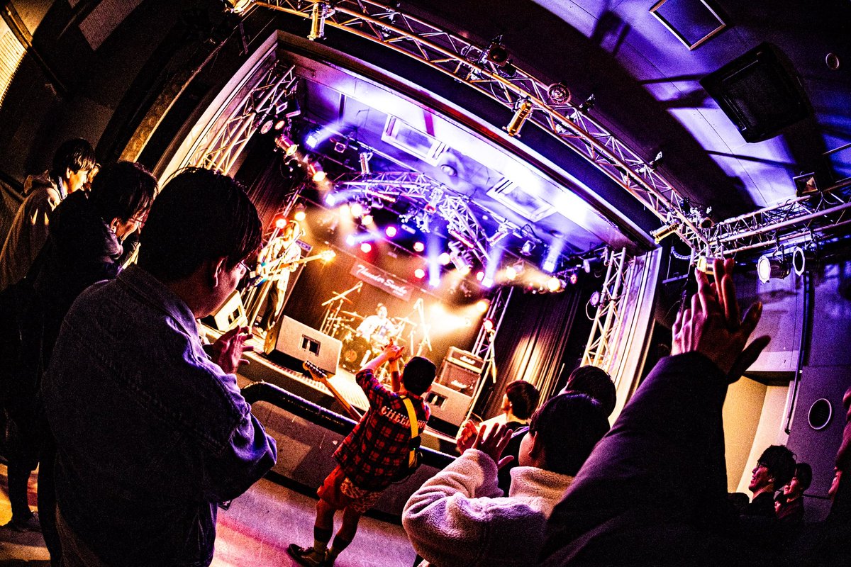 marchan_ScS's tweet photo. 1/28 厚木thunder snake
イカした写真撮って貰いました✌️

Photo by @703CG 
ミワ君ありがとーー！

次のLiveは2/26木 渋谷cyclone 🫵

#ギター
#邦ロック
#blackcloud
#blacksmoker https://t.co/Tahow7AfYb