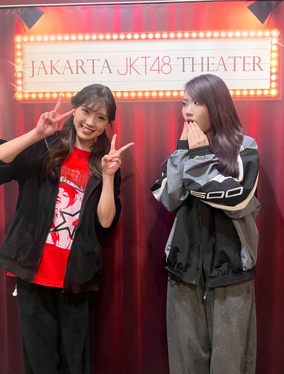 L_MarshaJKT48's tweet photo. #AndaiKuBukanIdolaJKT48
Pasti marshaa akan mengidol plus punya banyak oshi dan pada akhirnya tetap ingin merasakan menjadi idoru ~🥹💜✨🌸 https://t.co/y8yVrOO6Sk